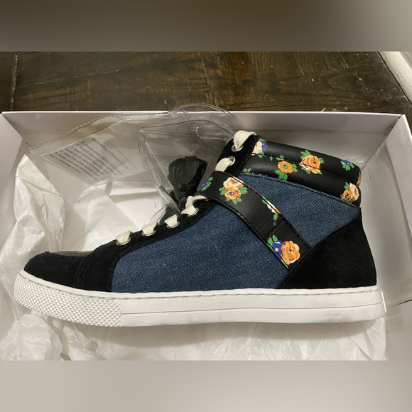 NWT Rare Coach Pembroke Tea Rose Sneakers - Picture 3 of 6